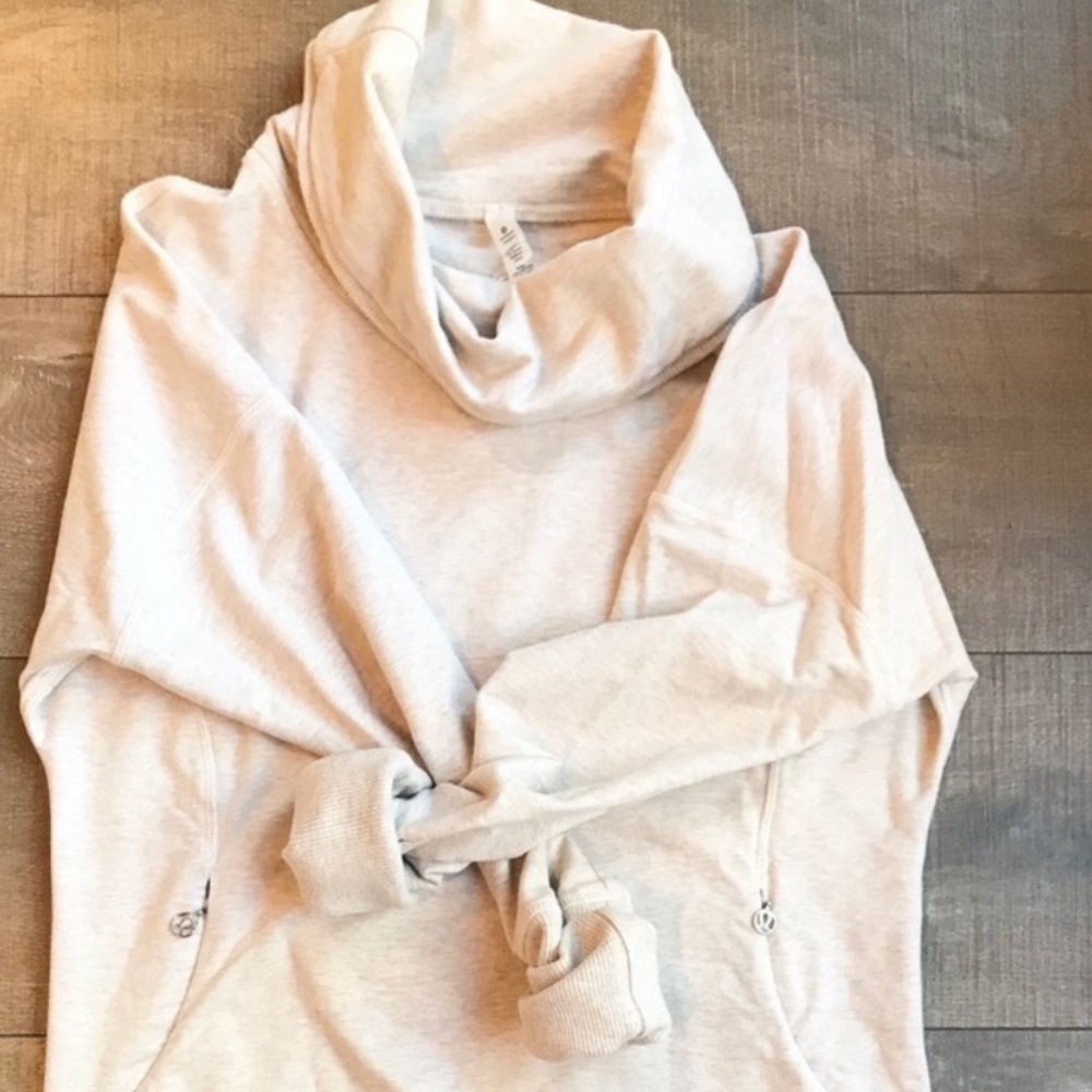Lululemon pullover sweatshirt